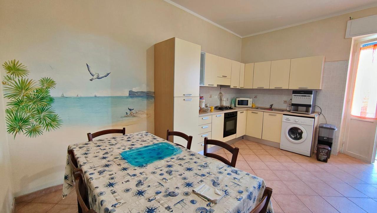 Bed and Breakfast Elisart 2 à Alghero Extérieur photo